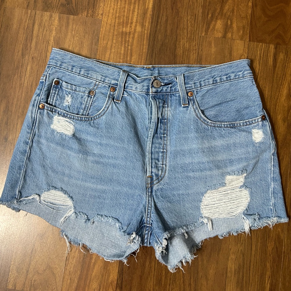 Levi's 501 Women's Blue Distressed Jean Shorts with Frayed Hem Size W31